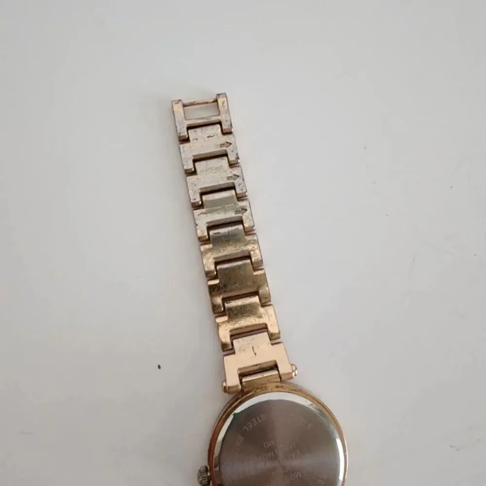 Gold Rose Quartz Analog Crystal Watch *flaw